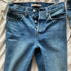 Levi wedgie jeans